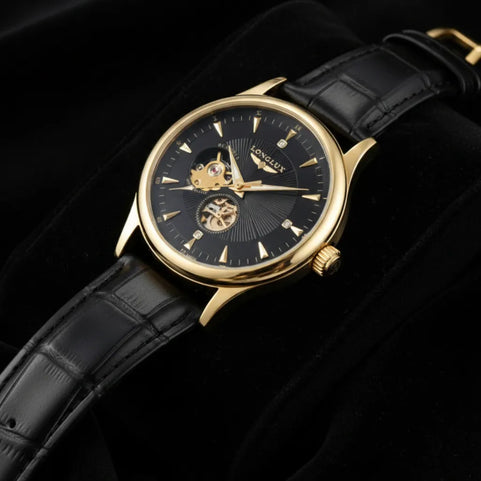 Movimento automático do LongLux Dornell Black — rotor e componentes visíveis pelo mostrador